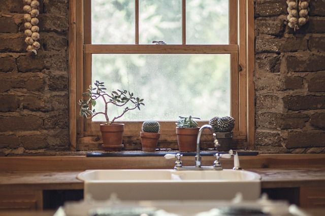 Cucina con finestra panoramica, quali sono i vantaggi?